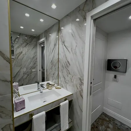 Golden House Cinecitta