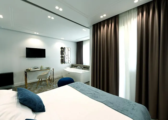 Πανσιόν Golden House Cinecitta 3*